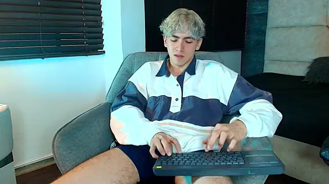 Tyler_Mcrey webcam