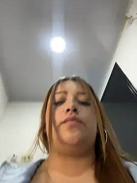 Tatiana_O live cam on StripChat