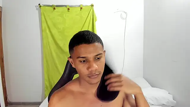 corzoethan live cam on StripChat