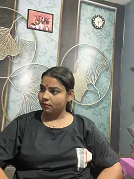 Aayra_Joshi live cam on StripChat