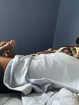 Mivhael27j live cam on StripChat
