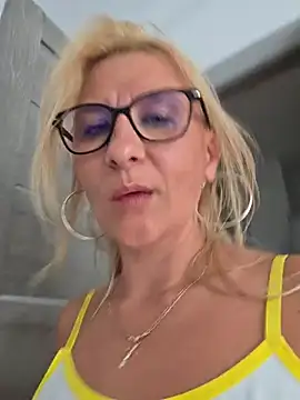 KaylinJan webcam