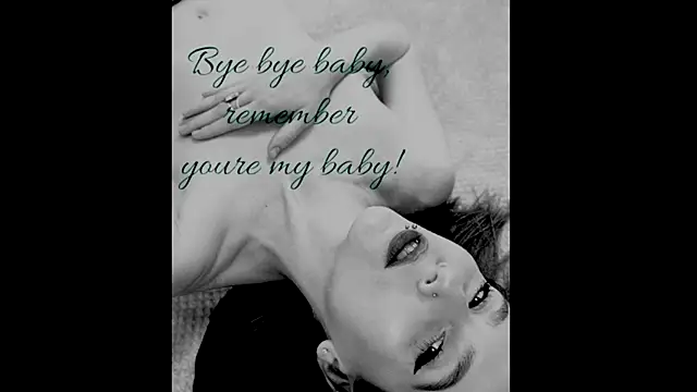 TheWoman__ webcam