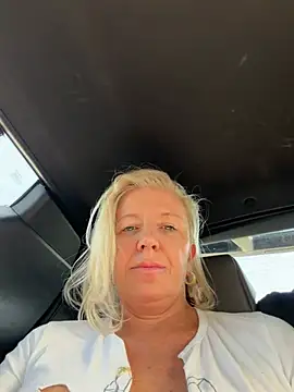TUNDEROSE1 webcam