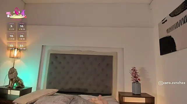 caro_sanchezz webcam