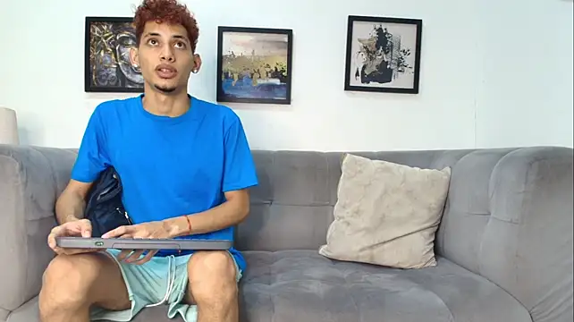 YOUNG_BOYS_HELL webcam
