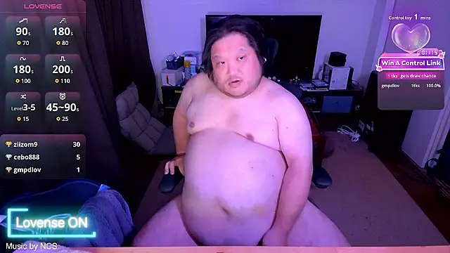 ChubbyBEAR039 webcam