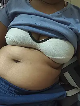 telugu_harika live cam on StripChat