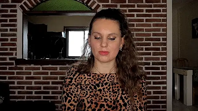 JacklynSwisshelm live cam on StripChat