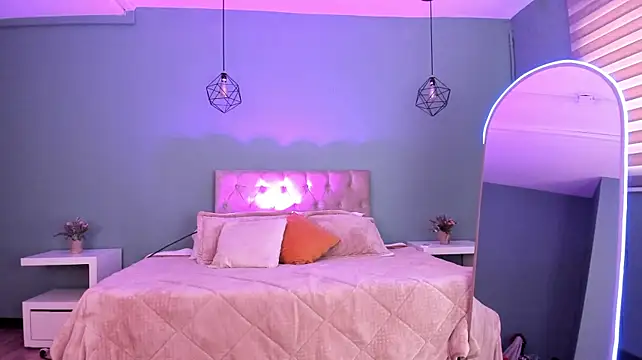 Catti_Brie webcam