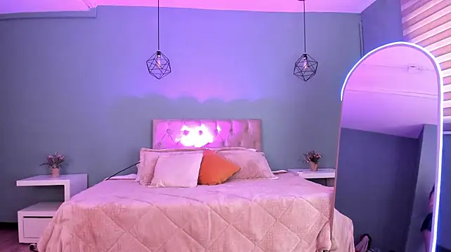 Catti_Brie webcam