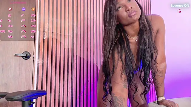 NYAKIMGOLDD webcam