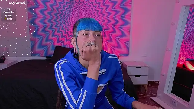 _sharlotte777 webcam