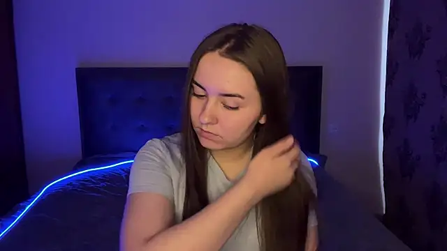 SelenaBrook webcam