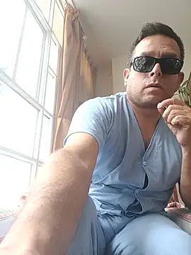 chicoguapo8 webcam