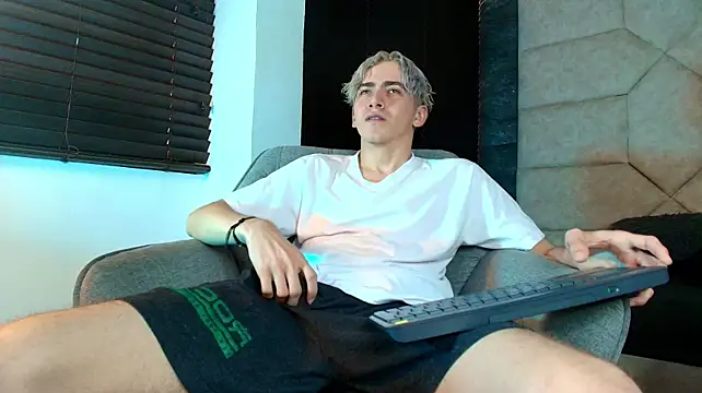 Tyler_Mcrey webcam