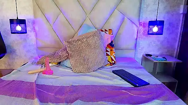 isabella_luxet webcam