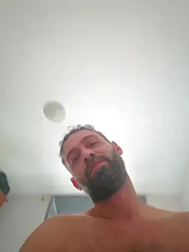 torerooo88 live cam on StripChat