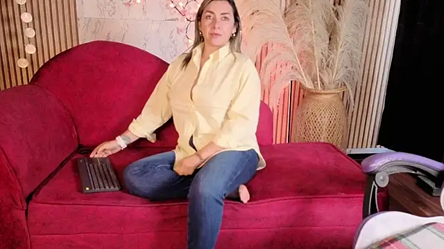 Isabella_lt webcam