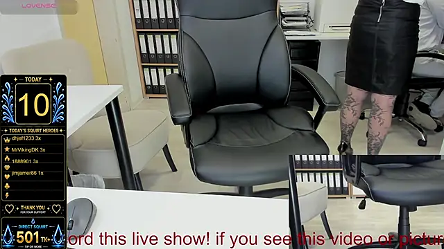 squirt_milf_viktoria webcam