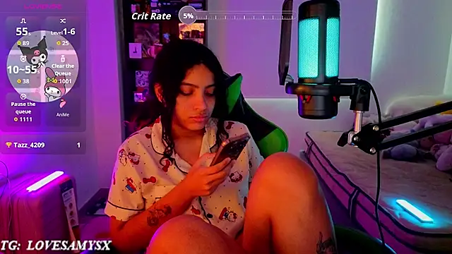 Lovelyamyy webcam