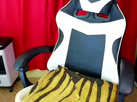 lovelyxmorena webcam