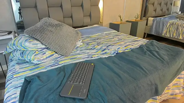 Charlie___Musk webcam