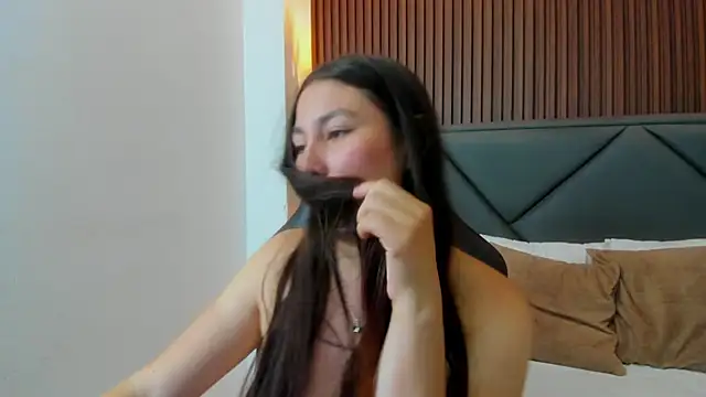bella_99_ webcam