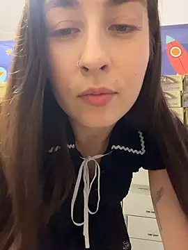 Holly_Play