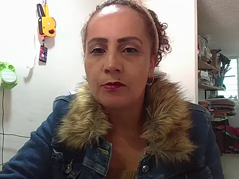 Nalaa__0 webcam