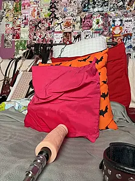 Denise__levi