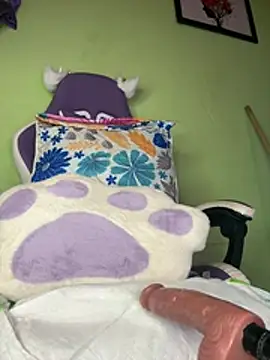 KattalellaGomez webcam