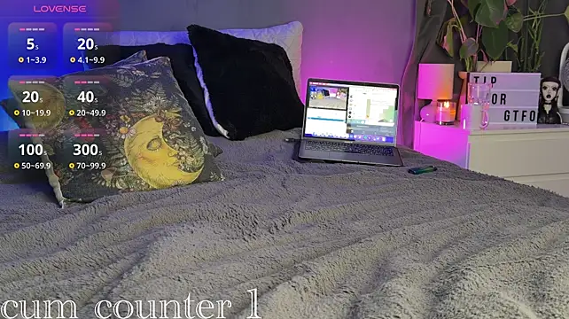 inked-vvitch webcam