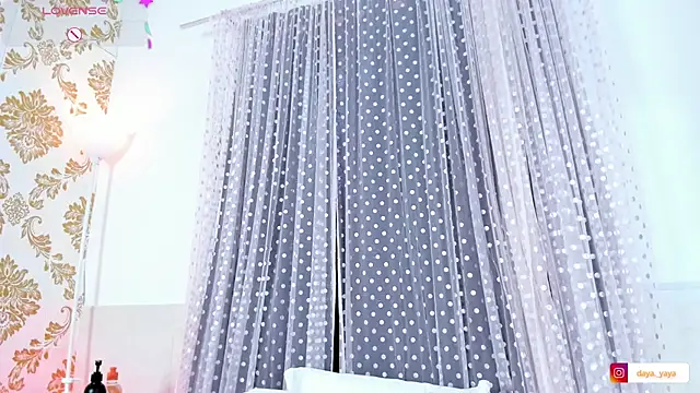 pinky__bunny webcam