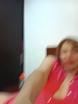 MiaIsabela_ webcam