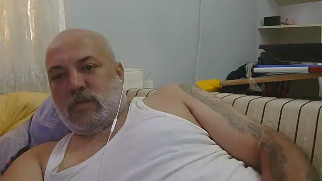 husoizmir live cam on StripChat