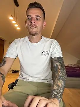 Huge_cock22cm avatar