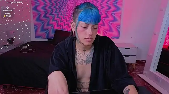 _sharlotte777 webcam