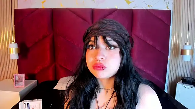 HannaRoussee webcam