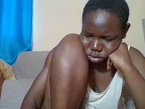 Blacksexyqueen24 live cam on StripChat