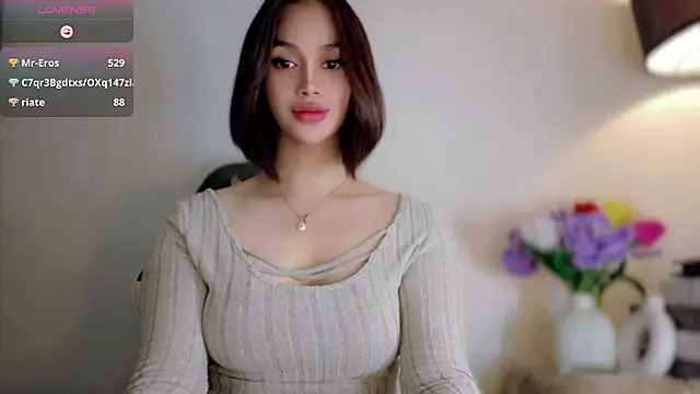 Anna_HollyDoll