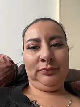 Abril_Luv webcam