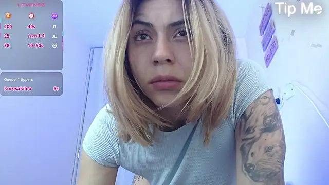 aprildumont webcam