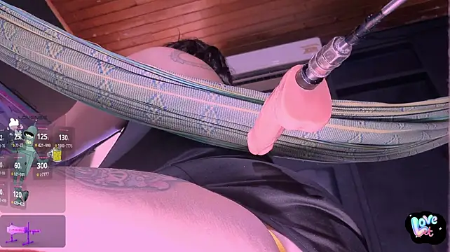feel_me_nicolle webcam