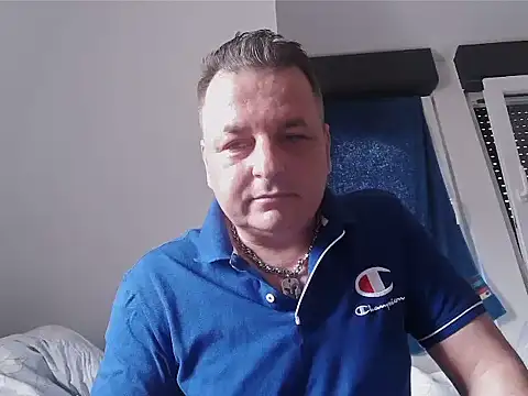 boy0230M webcam