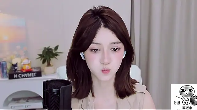 milk-tea- live cam on StripChat