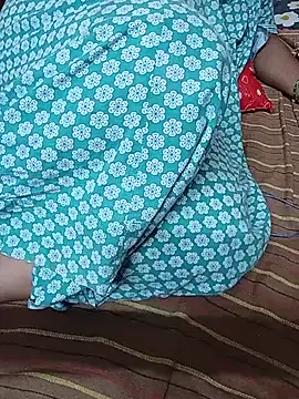 supcpl live cam on StripChat