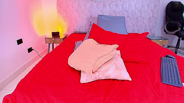 Sara_gallego live cam on StripChat