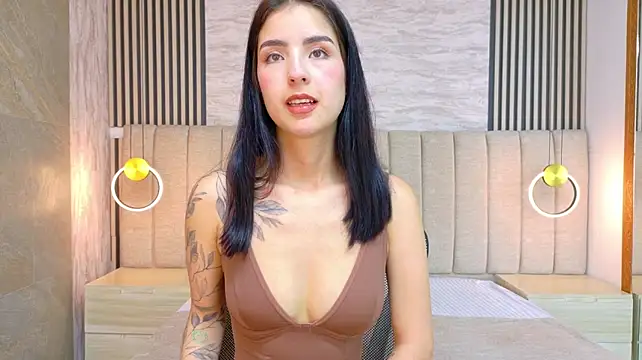 giapearl25 webcam
