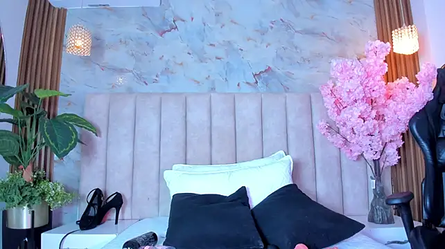 PixzyMartinez webcam